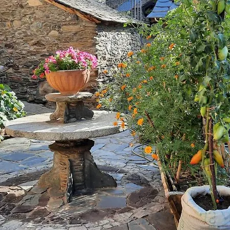 Casa Tonya Apartment Unarre